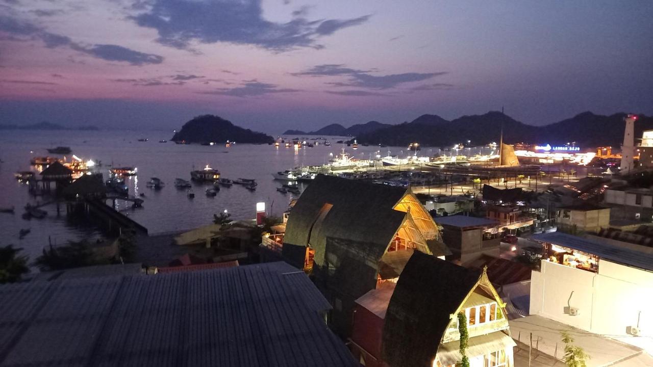 Dc Hotel & Hostel Labuan Bajo Buitenkant foto