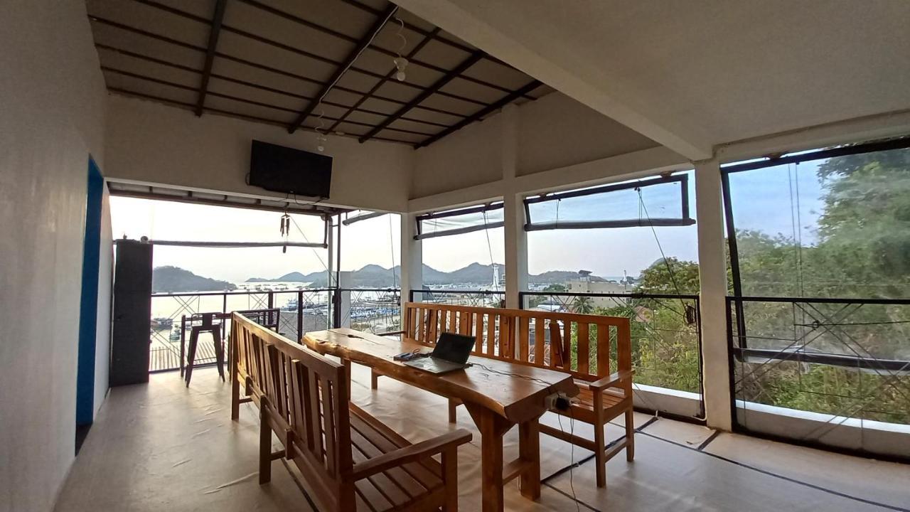 Dc Hotel & Hostel Labuan Bajo Buitenkant foto